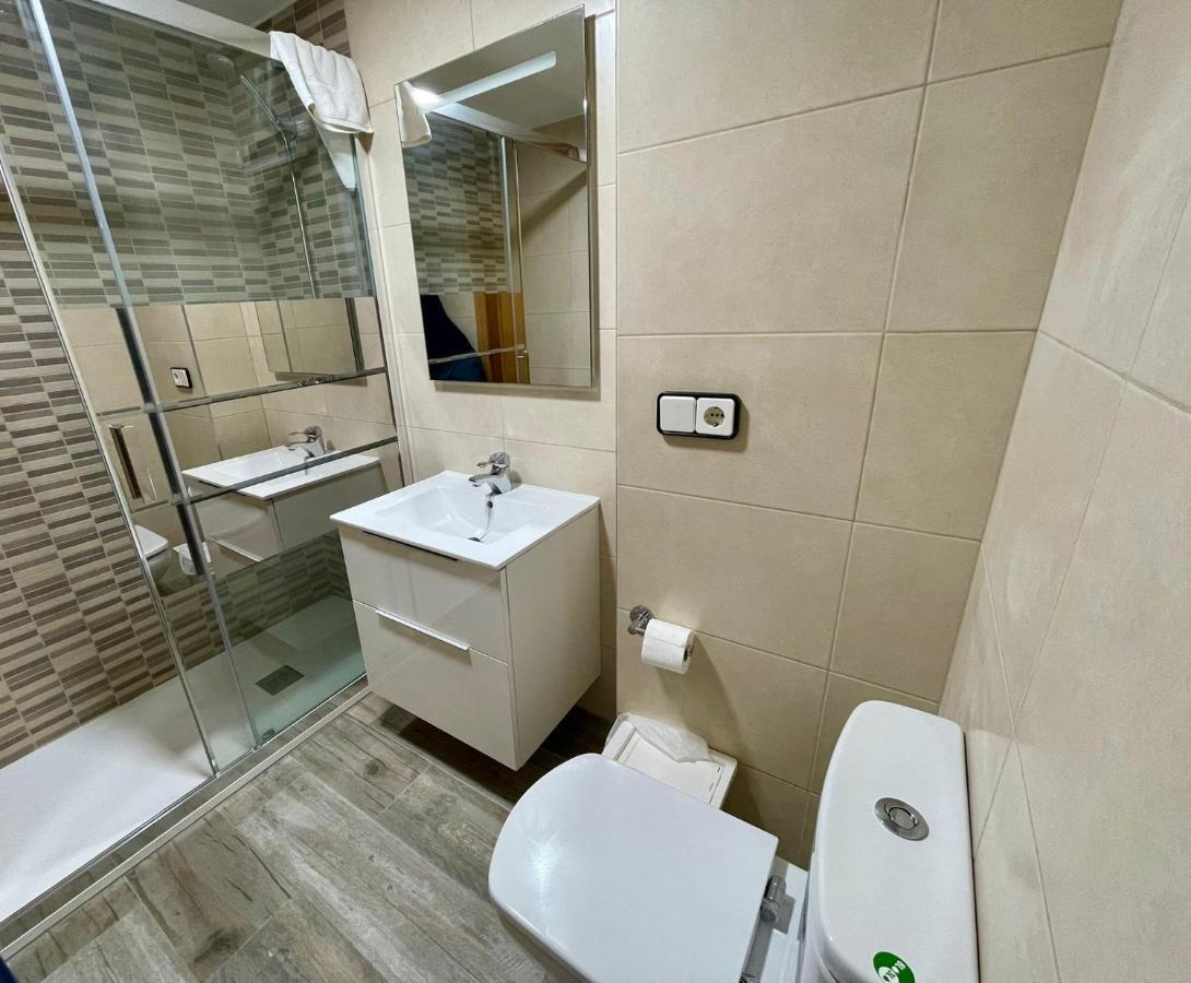 For A Stay Santillana Plaza Salou Buitenkant foto