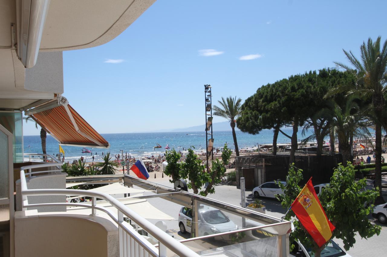 For A Stay Santillana Plaza Salou Buitenkant foto